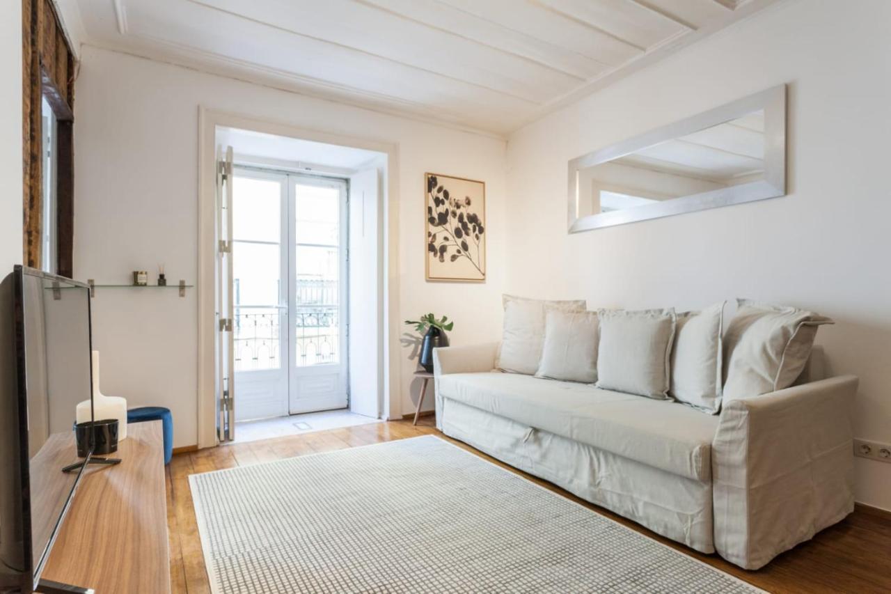 Апартаменты Living Bairro Alto II Лиссабон Экстерьер фото