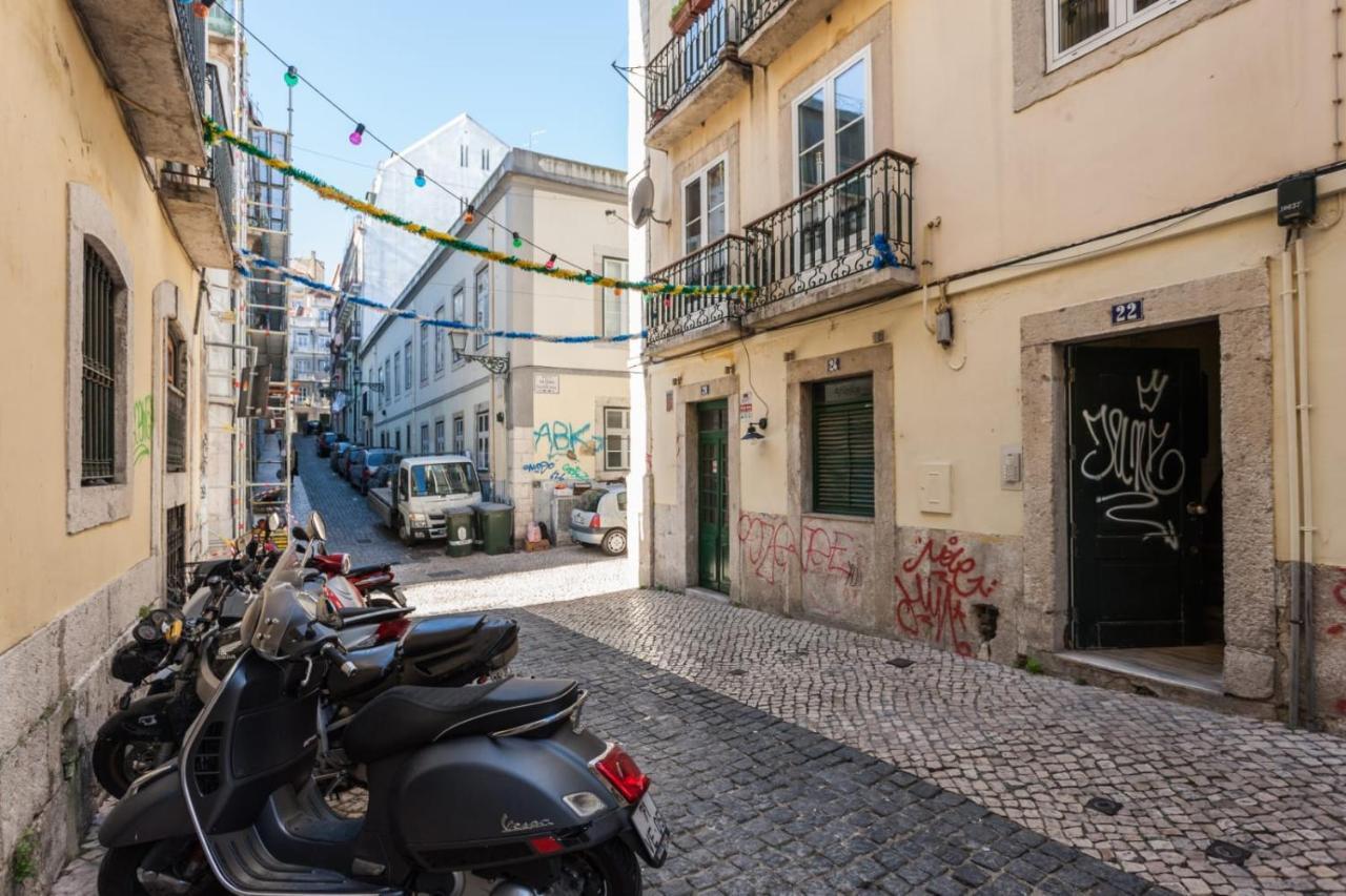 Апартаменты Living Bairro Alto II Лиссабон Экстерьер фото